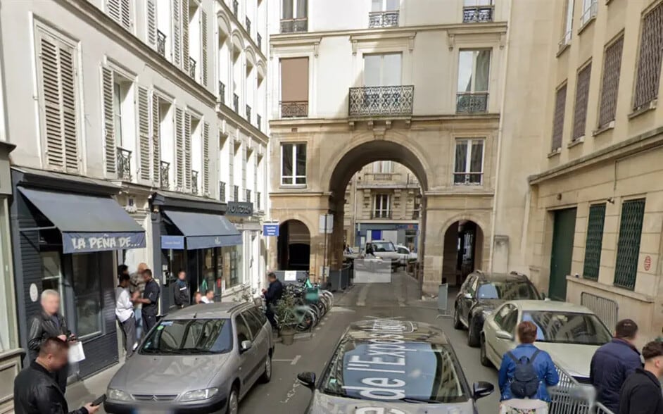 Local commercial dans Paris à louer - Photo de l’immeuble – Image 2 sur 2