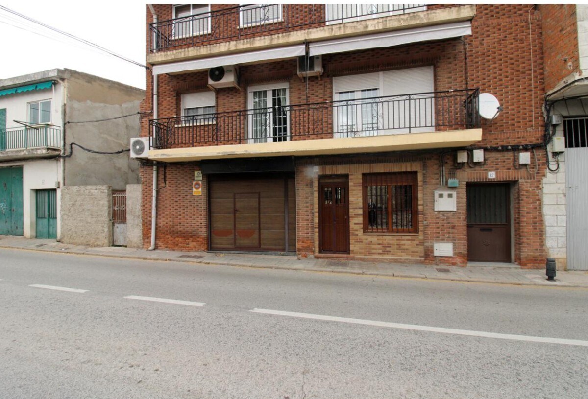 Local commercial dans Torrelaguna, Madrid à louer Plan d’étage– Image 1 sur 4