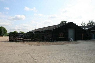 Plus de détails pour Church Ln, Hartley Wintney - Industriel/Logistique à louer