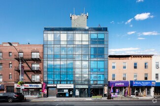 Plus de détails pour 3272 Steinway St, Long Island City, NY - Bureau/Local commercial à louer