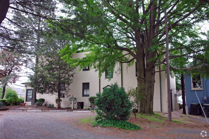 10364-10370 Main St, Fairfax, VA à vendre - Photo de l’immeuble – Image 3 sur 13