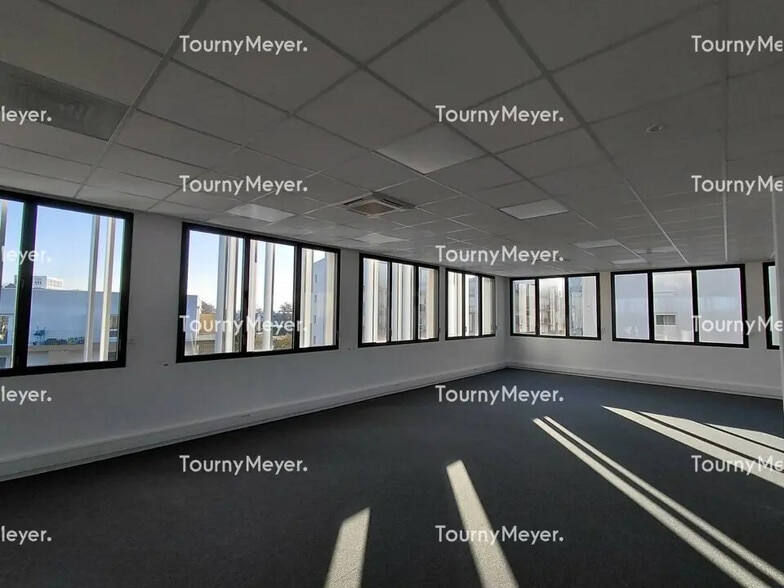 Bureau dans Nantes à louer - Photo de l’immeuble – Image 2 sur 10