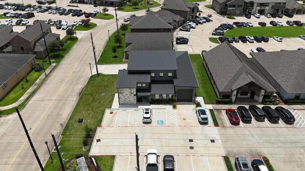 640 S Peek Rd, Katy, TX à vendre - Photo de l’immeuble – Image 3 sur 9