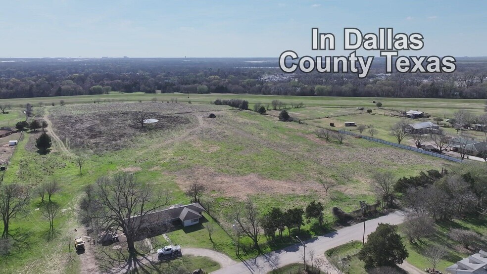 3131 Middlefield Rd, Dallas, TX à vendre - Vidéo sur l’annonce professionnelle – Image 2 sur 16