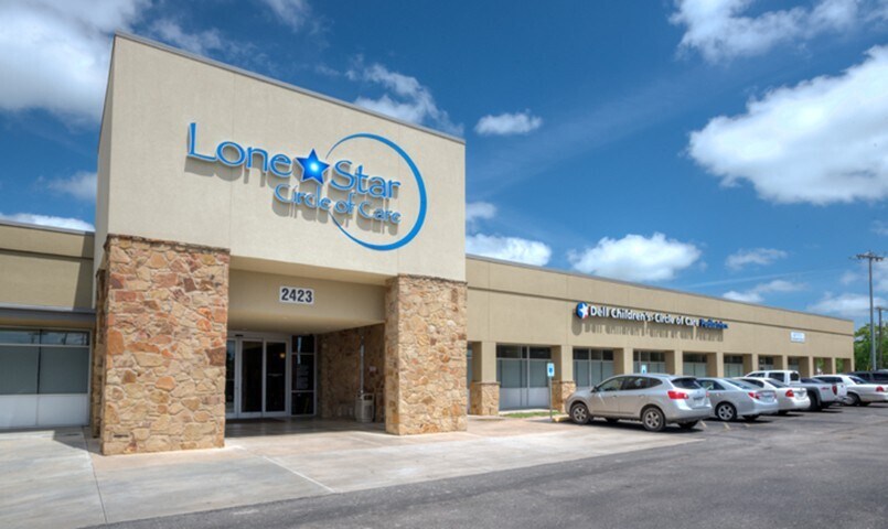 2411-2501 Williams Dr, Georgetown, TX à louer - Photo de l’immeuble – Image 2 sur 3