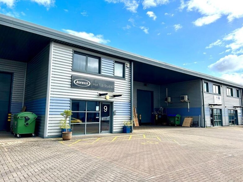 Charbridge Way, Bicester à louer - Photo de l’immeuble – Image 2 sur 23