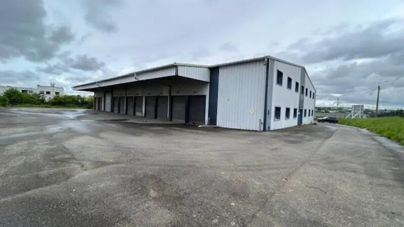 Local d’activités dans Cesson-Sévigné à louer - Photo de l’immeuble – Image 1 sur 7