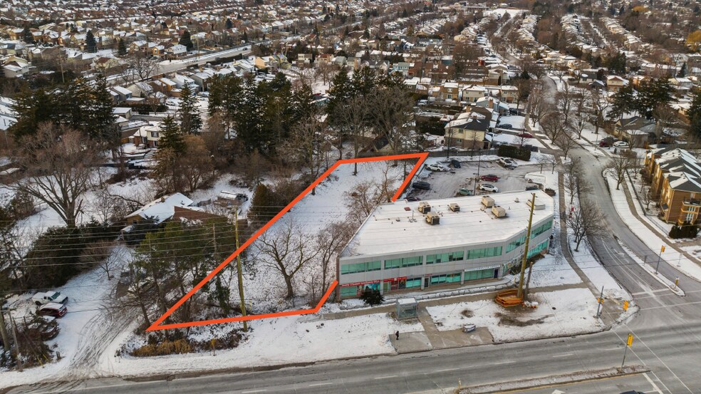 1144 Kingston Rd, Pickering, ON à vendre - Aérien – Image 2 sur 3