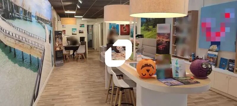 Local commercial dans VILLENAVE-D'ORNON à louer - Photo de l’immeuble – Image 3 sur 3