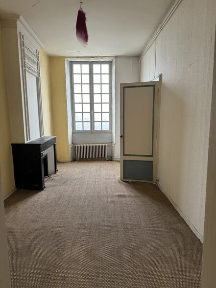 3 Quai Des Salinières, Bordeaux à vendre - Photo de l’immeuble – Image 2 sur 5