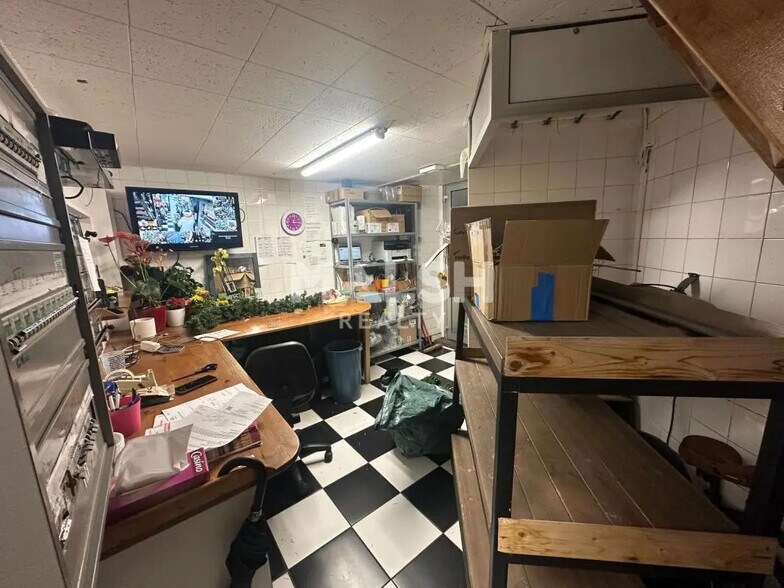 Local commercial dans Lyon à louer - Photo intérieure – Image 2 sur 5