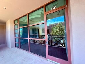 8360 E Raintree Dr, Scottsdale, AZ à louer Photo intérieure– Image 2 sur 20