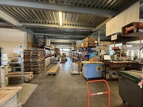 Industriel/Logistique dans Fréjus à louer Photo intérieure– Image 1 sur 4