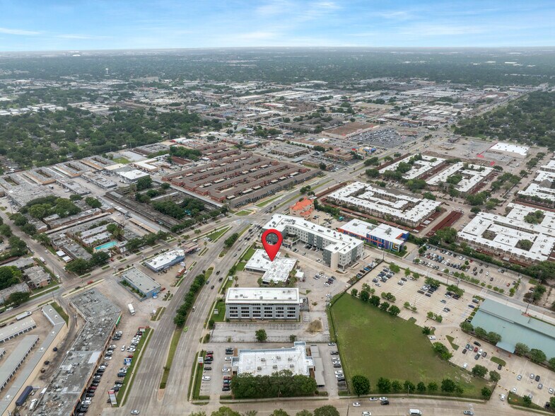 6430 Hillcroft Ave, Houston, TX à vendre - Photo de l’immeuble – Image 3 sur 49