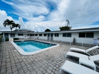 Plus de détails pour 231 SW 15th St, Pompano Beach, FL - Logement à vendre