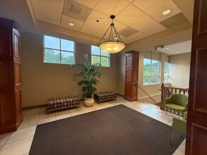 250 Chastain Rd, Kennesaw, GA à louer Photo intérieure– Image 2 sur 16
