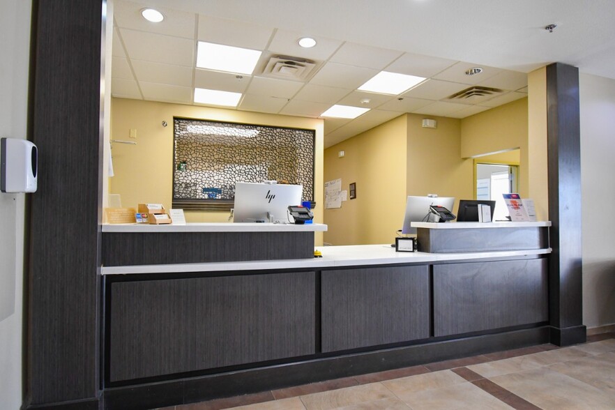 304 Business Park Dr, Kenedy, TX à vendre - Hall d’entrée – Image 3 sur 18