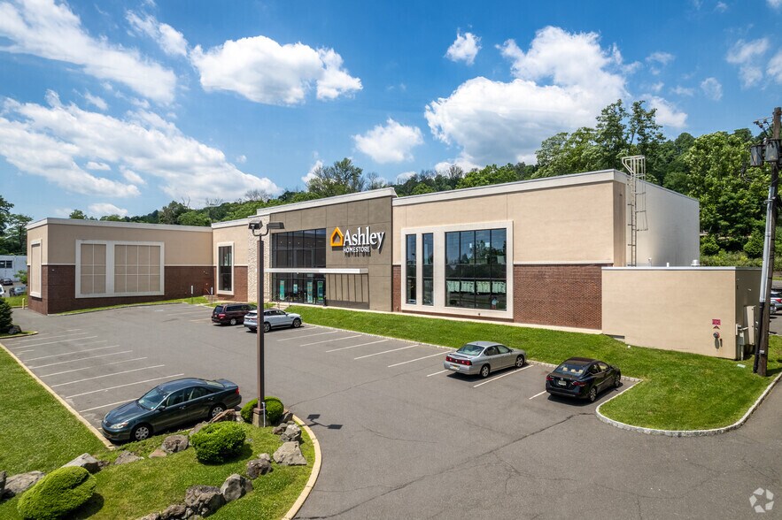 350 US Highway 22 W, Green Brook, NJ à louer - Photo principale – Image 1 sur 7