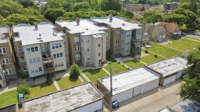 8138 S Calumet Ave, Chicago, IL - Vue aérienne  vue de carte - Image1
