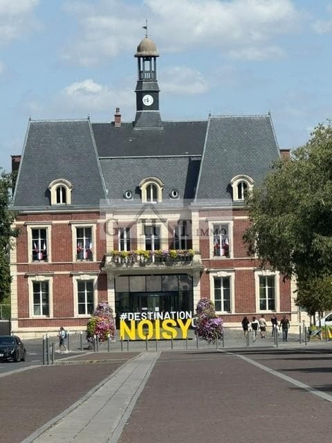 Bureau dans Noisy Le Grand à vendre Photo de l’immeuble– Image 1 sur 7
