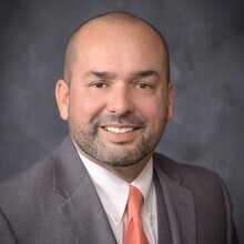 Robert Aguirre