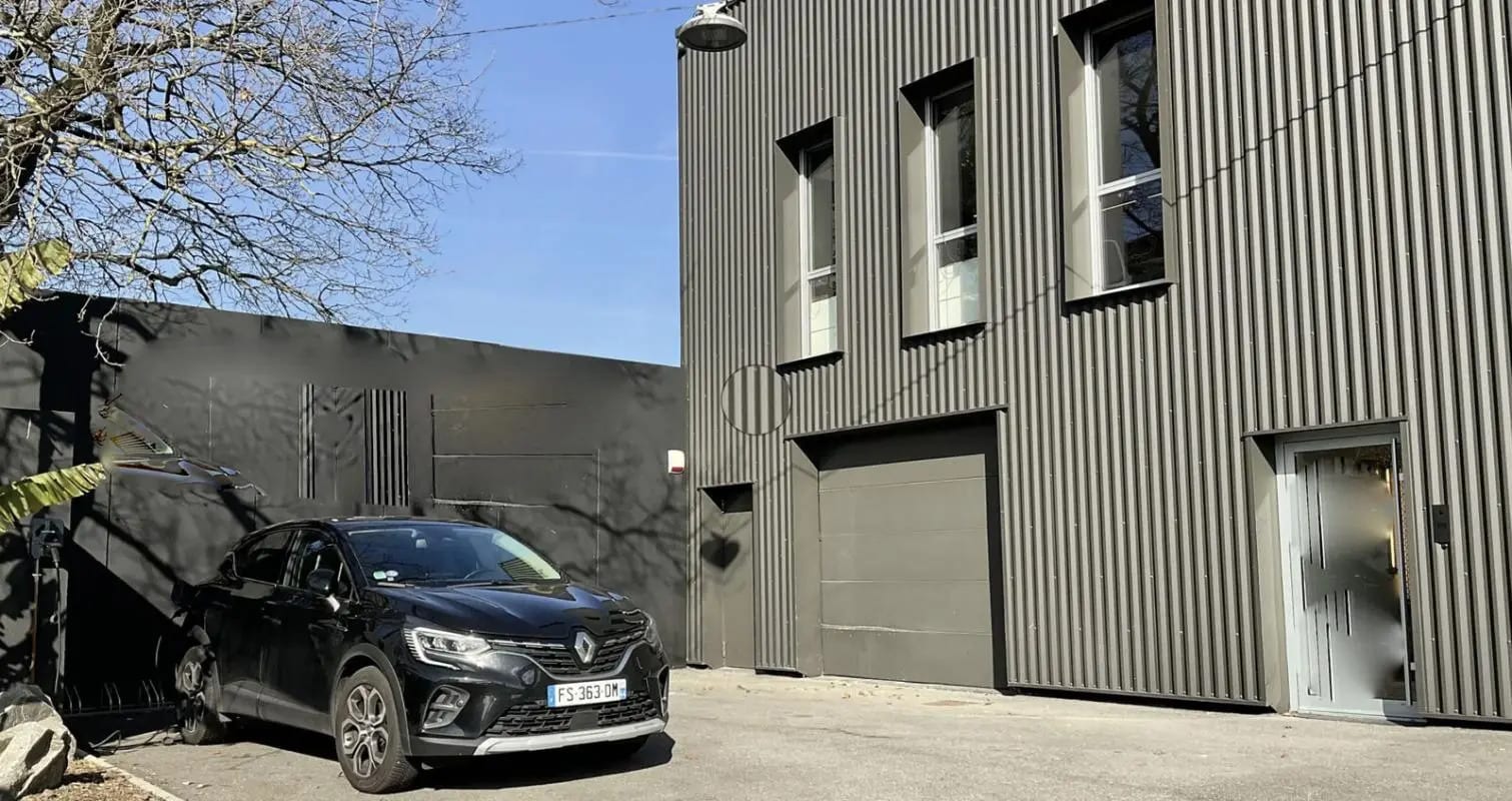 Local commercial dans Nantes à louer Photo de l’immeuble– Image 1 sur 8