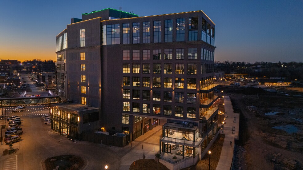 150 E 4th Pl, Sioux Falls, SD à louer - Photo de l’immeuble – Image 2 sur 26