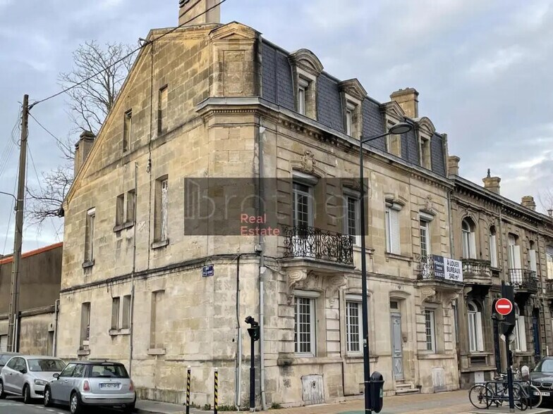 Bureau dans Bordeaux à louer - Photo de l’immeuble – Image 1 sur 7