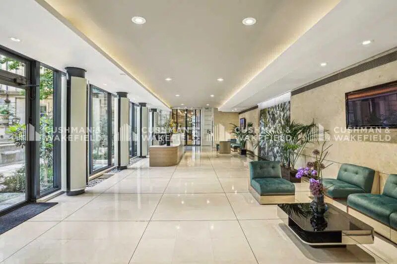 203 Rue Du Faubourg Saint-Honoré, Paris à louer - Photo de l’immeuble – Image 2 sur 26