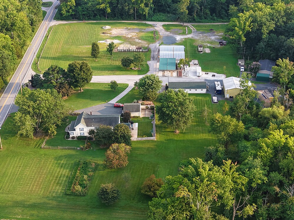 314 Earls Rd, Middle River, MD à vendre Photo de l’immeuble– Image 1 sur 6