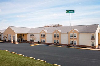 Plus de détails pour 1185 Airport Rd, Fairmont, WV - Hôtellerie à vendre