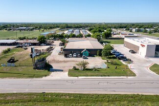 Plus de détails pour 205 E IH 10 Hwy, Seguin, TX - Industriel/Logistique à vendre