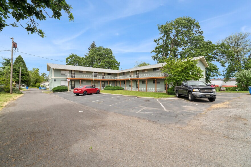 1155 Howard St SE, Salem, OR à vendre - Photo de l’immeuble – Image 3 sur 17