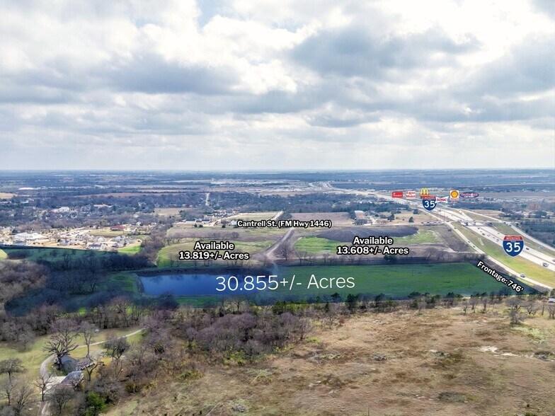 NEC I-35, Waxahachie, TX à vendre - Photo de l’immeuble – Image 2 sur 8