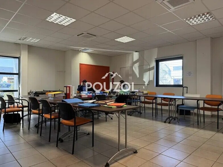 Bureau dans Gerzat à louer - Photo intérieure – Image 3 sur 9