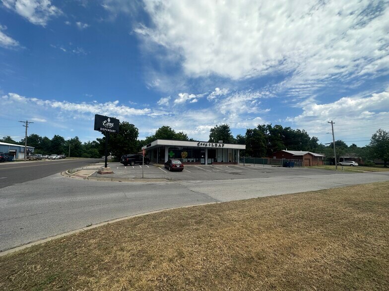 6530-6534 NW 36th St, Bethany, OK à vendre - Photo de l’immeuble – Image 2 sur 11
