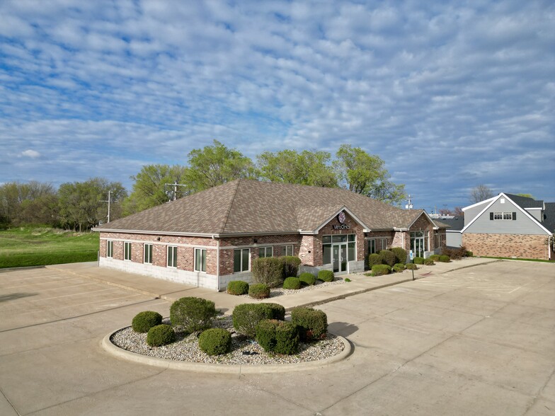 1192 E Pershing Rd, Decatur, IL à louer - Photo de l’immeuble – Image 3 sur 32