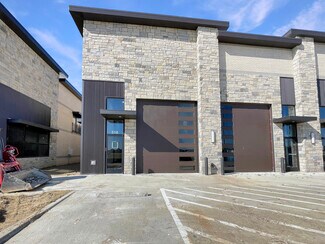 Plus de détails pour 2601 TX-121, Lewisville, TX - Local d'activités à louer