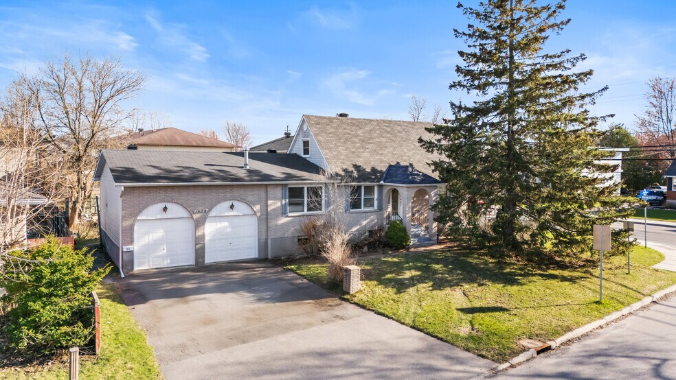 1422 Goth Av, Ottawa, ON à vendre - Photo de l’immeuble – Image 3 sur 24