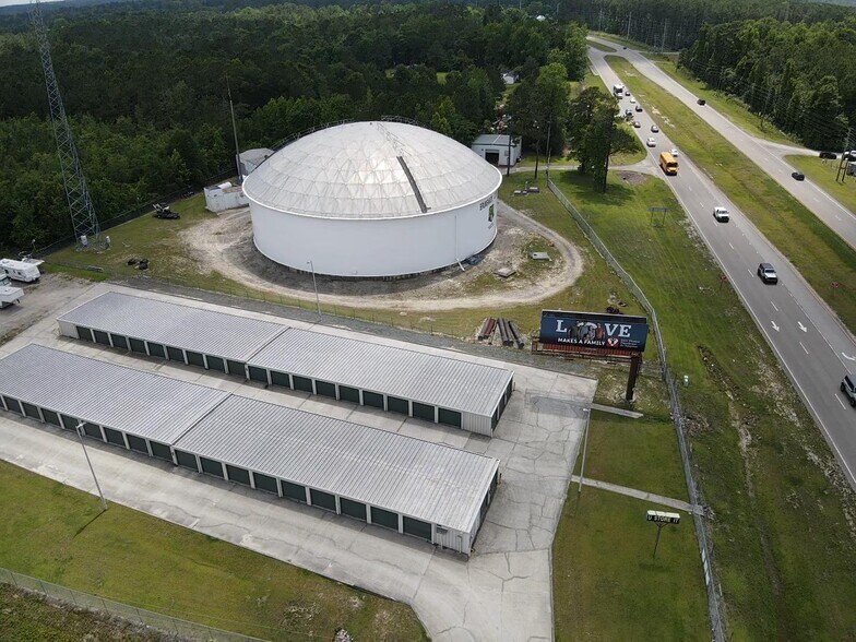 6080 Ocean Hwy E, Winnabow, NC à vendre - Photo principale – Image 1 sur 3