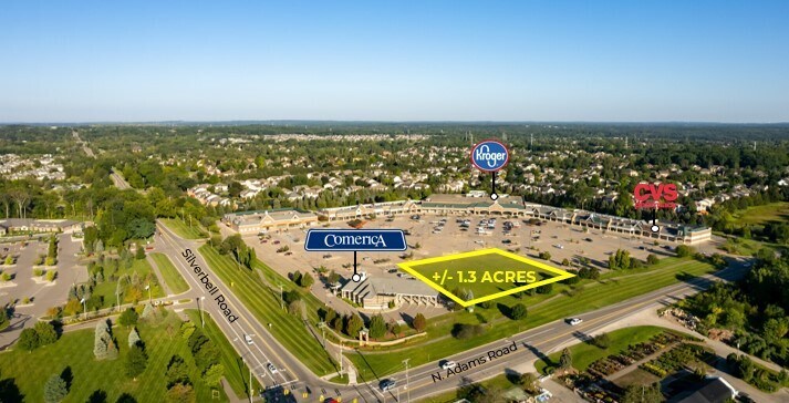 4890 N Adams Rd, Rochester, MI à vendre - Photo de l’immeuble – Image 1 sur 2