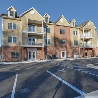 Plus de détails pour 200 Fountains Ln, Poquoson, VA - Logement à vendre