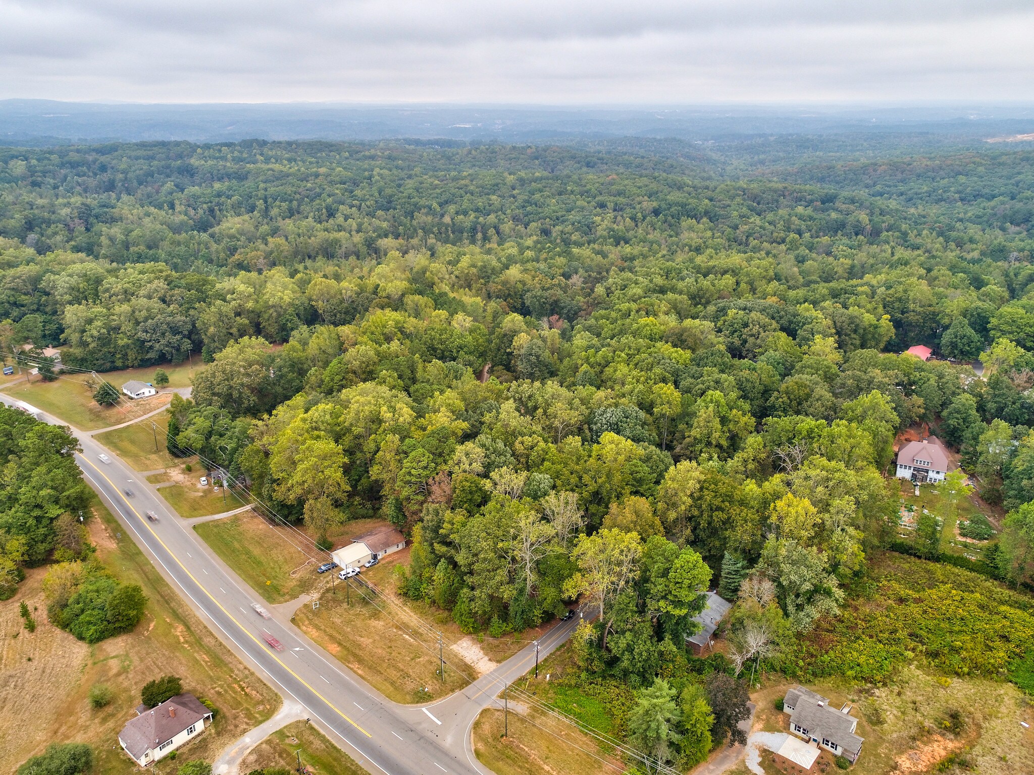 5895 Cumming Hwy, Canton, GA à vendre Photo principale– Image 1 sur 12