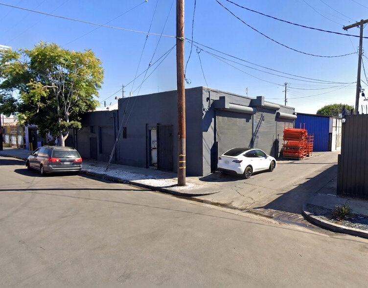 1654-1658 Tarleton St, Los Angeles, CA à vendre - Photo de l’immeuble – Image 1 sur 12