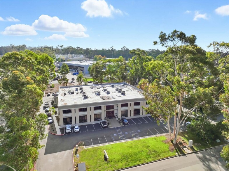 9745-9747 Businesspark Ave, San Diego, CA à vendre - Photo de l’immeuble – Image 2 sur 6