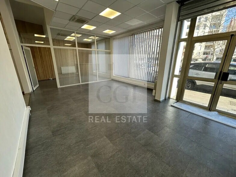 Bureau dans Lyon à louer - Photo de l’immeuble – Image 3 sur 11