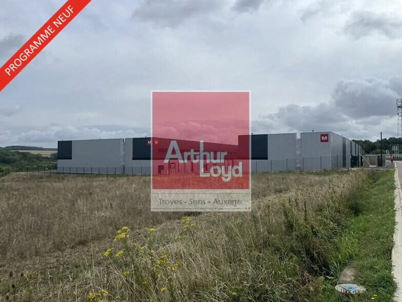 Industriel/Logistique dans Venoy à louer - Photo de l’immeuble – Image 2 sur 9