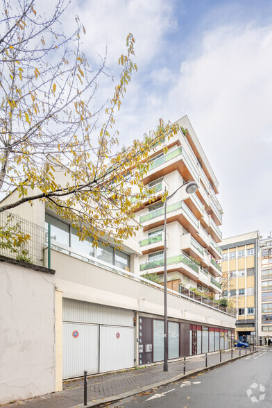 Bureau dans Paris à louer - Photo de l’immeuble – Image 2 sur 2