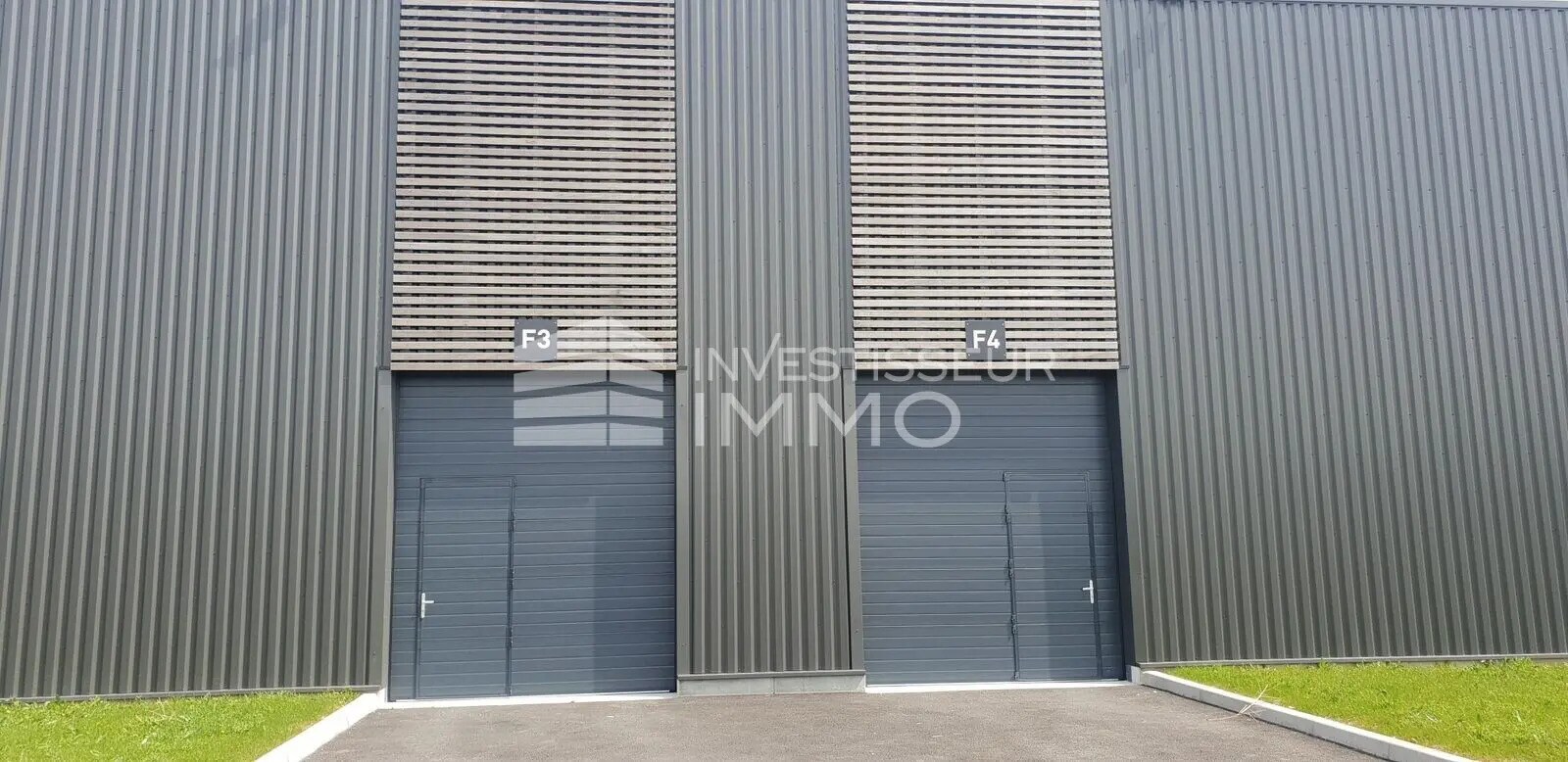 Local d'activités dans Saint-Fargeau-Ponthierry à vendre Photo de l’immeuble– Image 1 sur 12