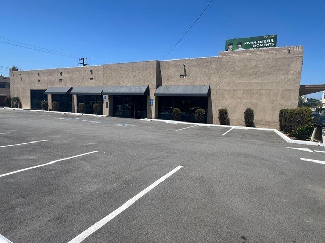 28 E Valley Blvd, Alhambra, CA à louer - Photo de l’immeuble – Image 3 sur 16